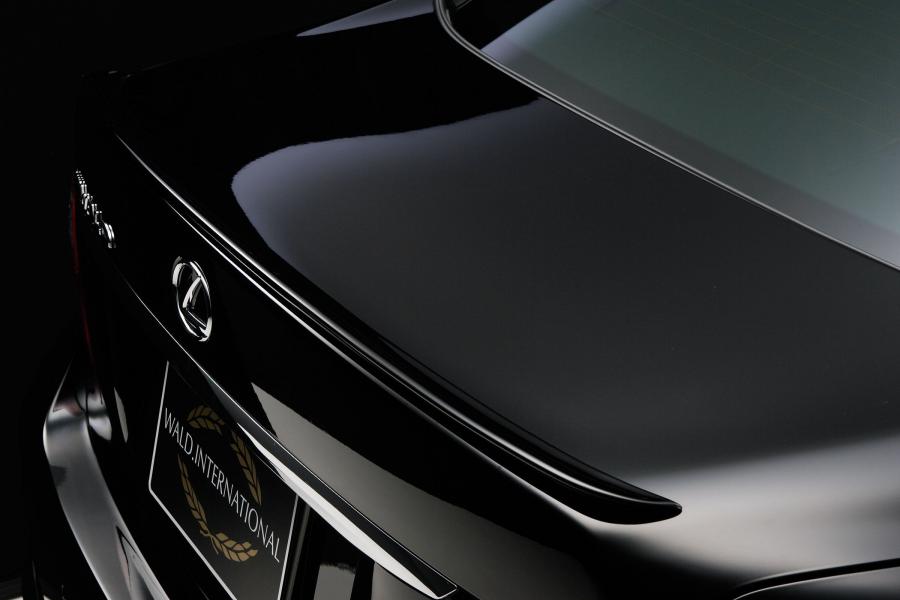  Lexus LS600h Executive Line by Wald 2010 года  (фото 11 из 81)